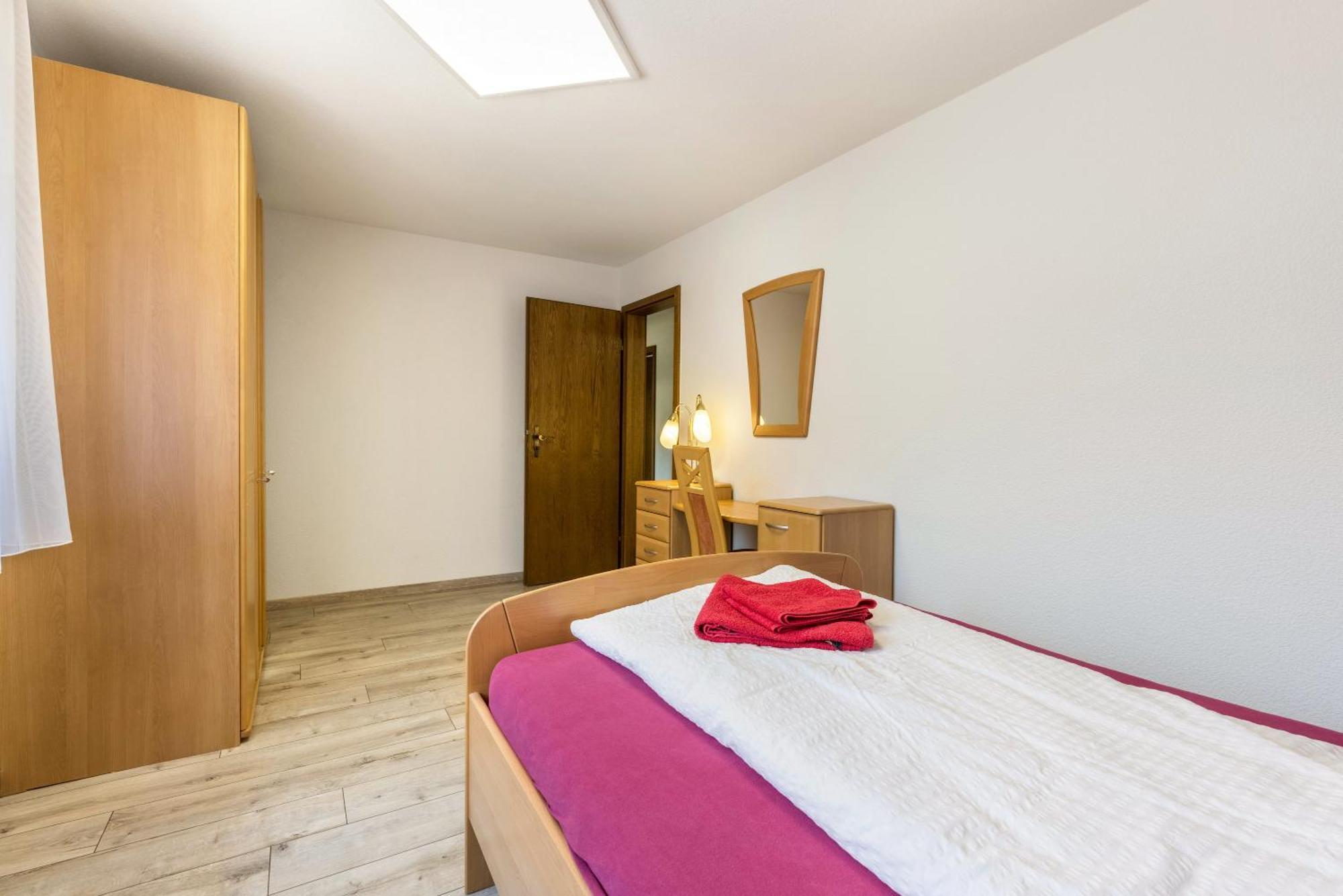 B463 Penthouse Lägenhet Albstadt Exteriör bild