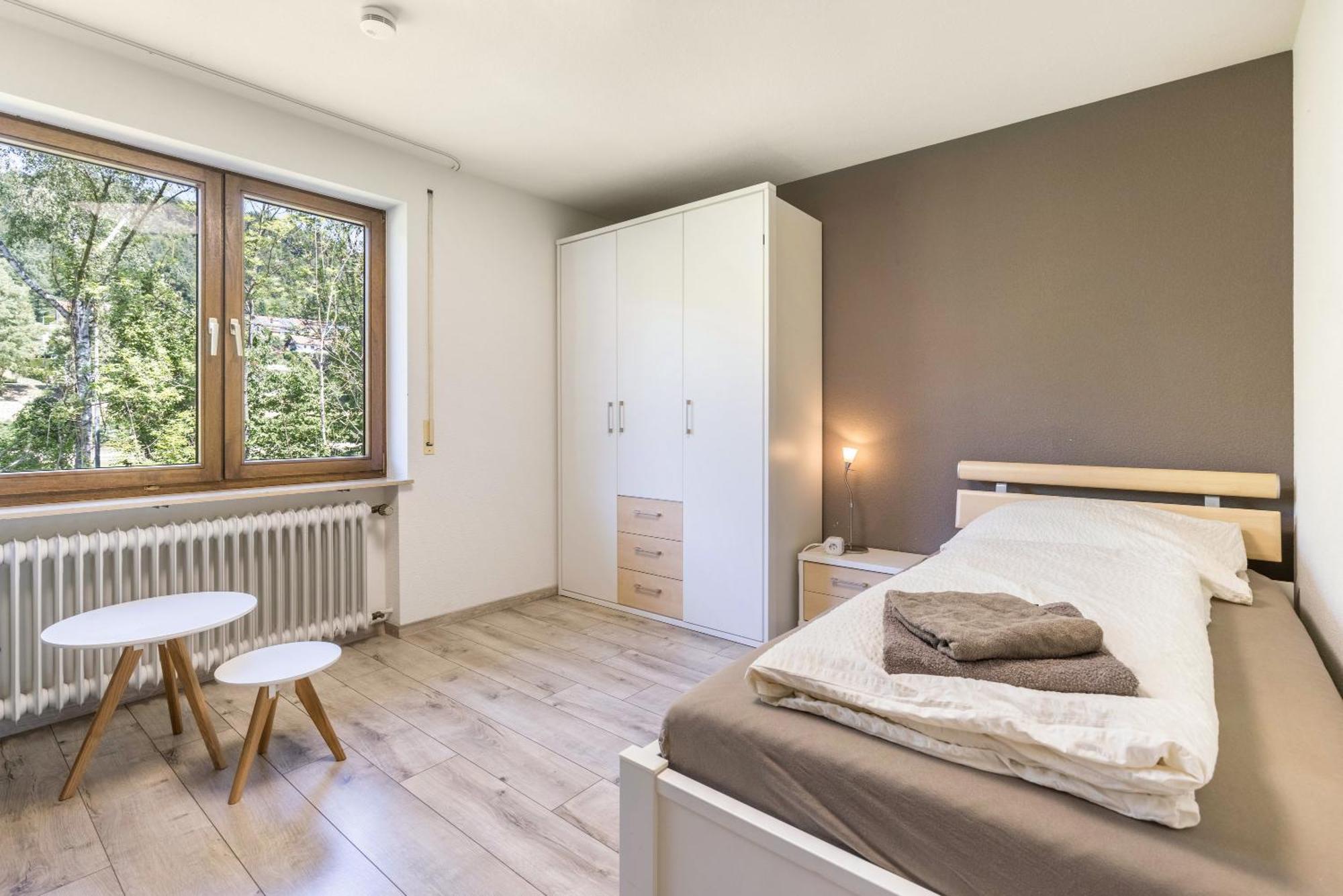 B463 Penthouse Lägenhet Albstadt Exteriör bild